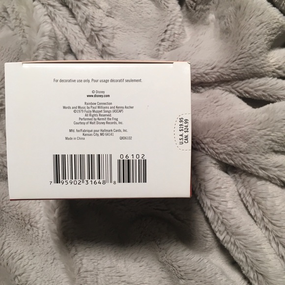 2013 Hallmark Keepsake Kermit Rainbow Connection Ornament - Picture 4 of 12